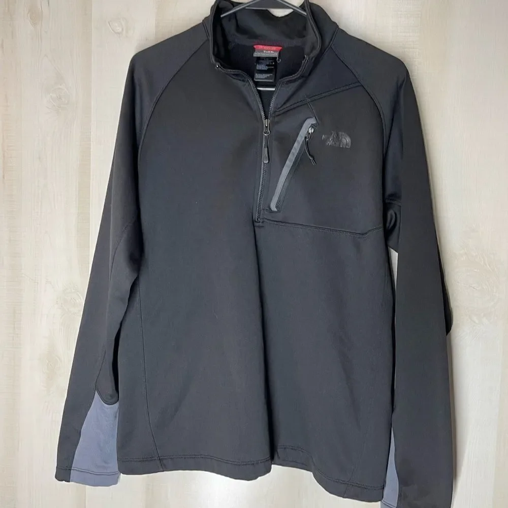 The North Face Canyonlands black 1/2 zip long‎ sleeve pullover, size large